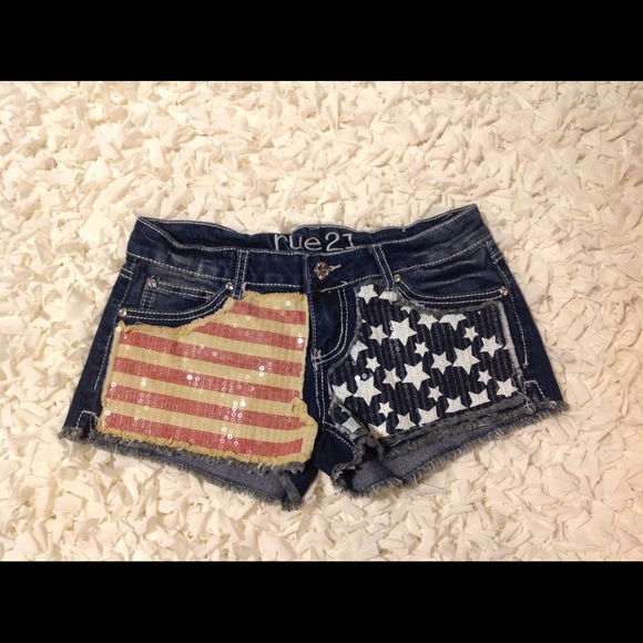 Jean shorts with sequence - Picture 5 of 5